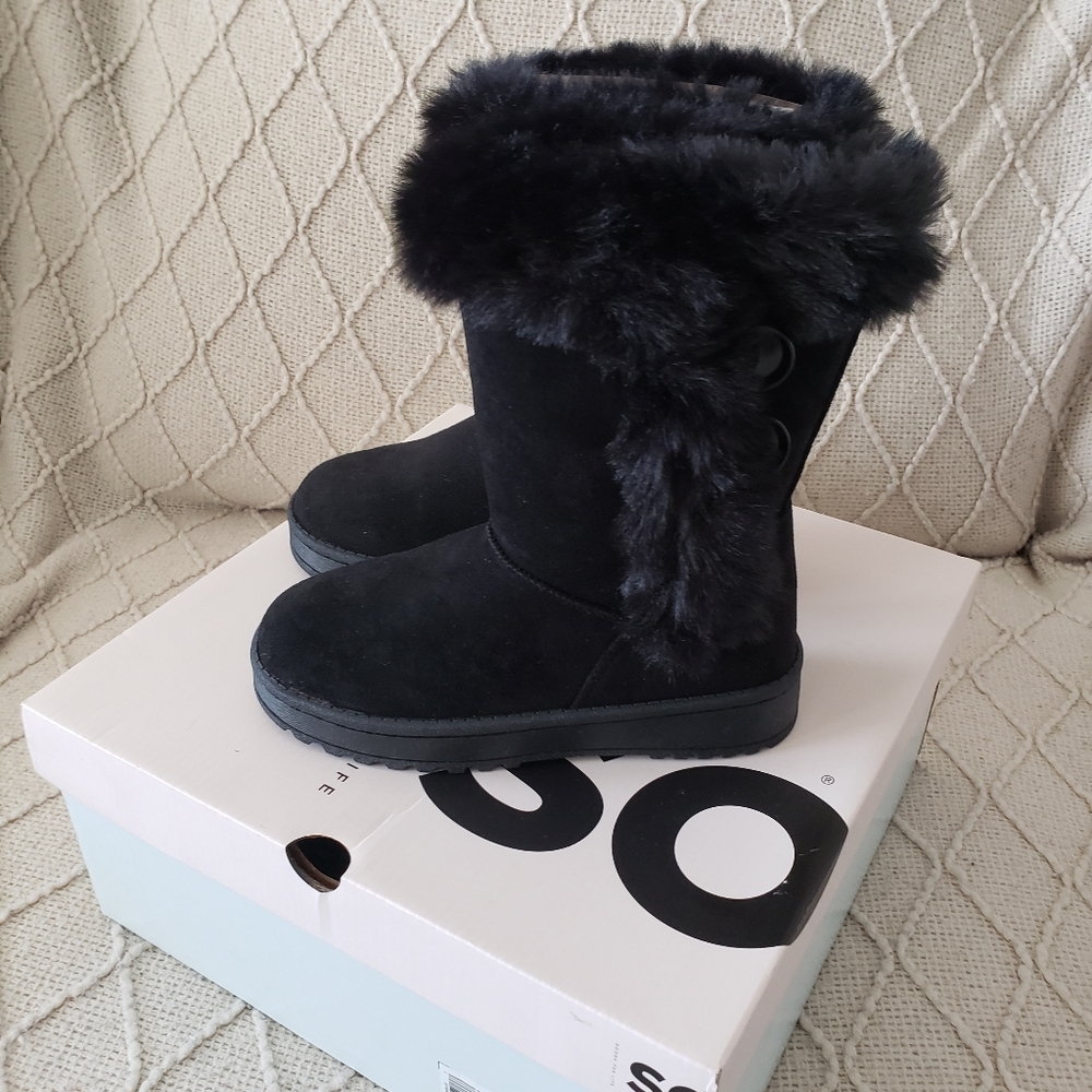 NEW Little Girl Black Fur-Lined Boots - Picture 7 of 7